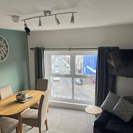 Topzy-Turvy - 1 Bedroom Apartment Swansea Eksteriør bilde