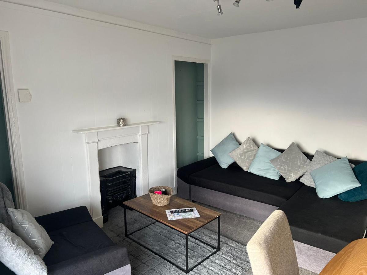 Topzy-Turvy - 1 Bedroom Apartment Swansea Eksteriør bilde